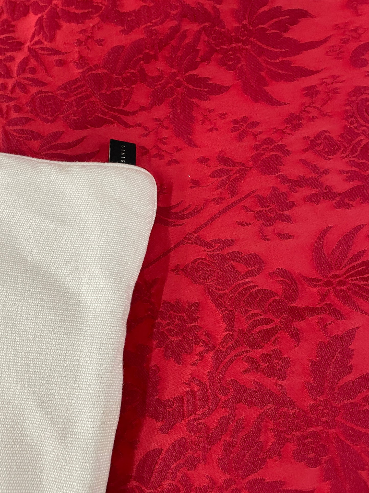 BED COVERLET - A67-359-02-M-7