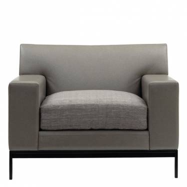 BOUDDHA Club Chair: 34.75Wx35.5Dx27.5H in Satin Ebonized Base - F04-053-03