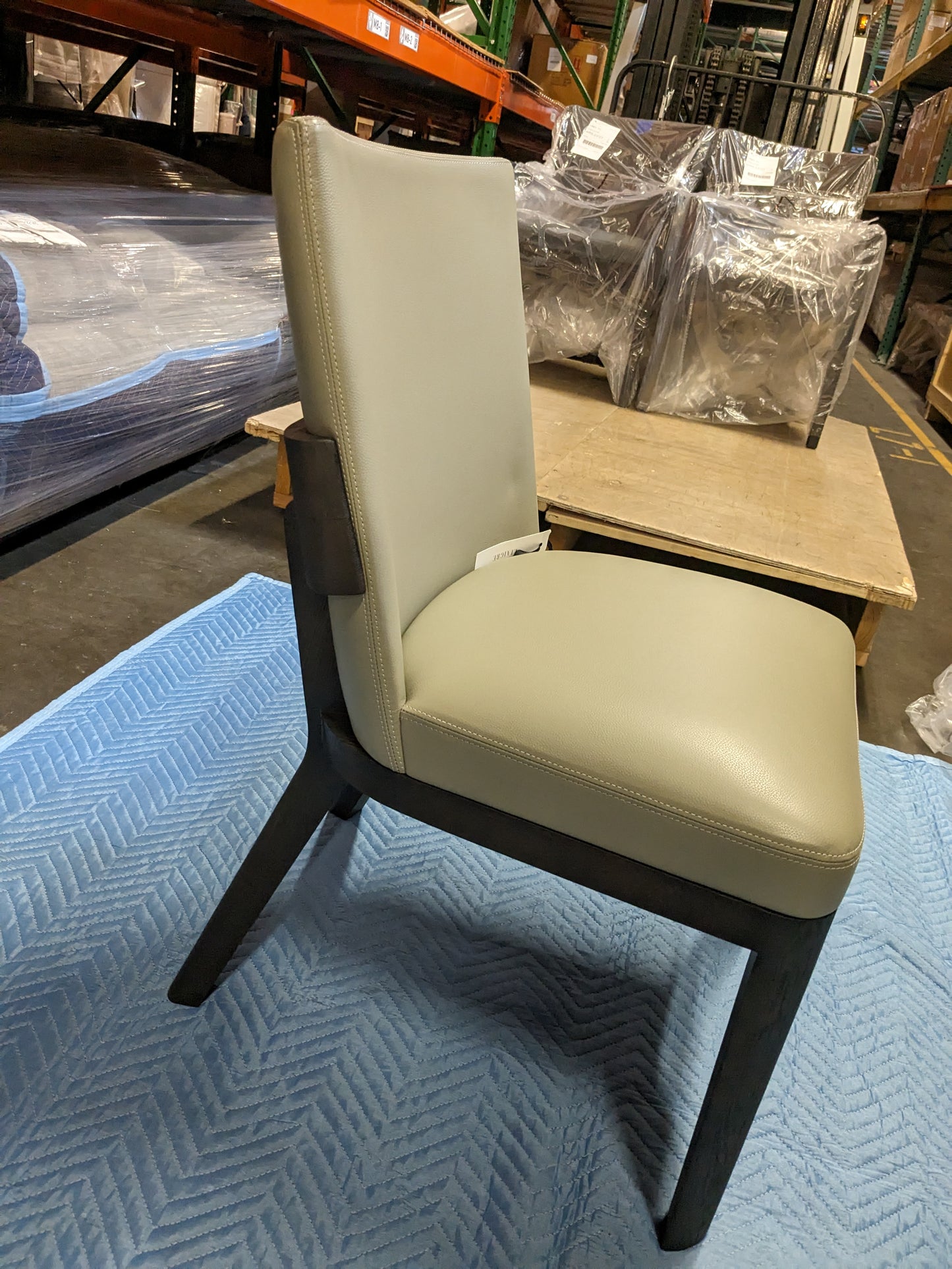 ROBINSON Chair - F03-276-02-M-5