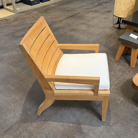 ILE DE RE Lounge Chair - O04-163-01-M-2