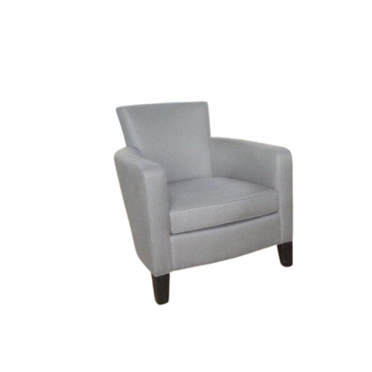 CLUB Chair: 27.5Wx30Dx30.75H in Oak, open grain feet - F04-086-01