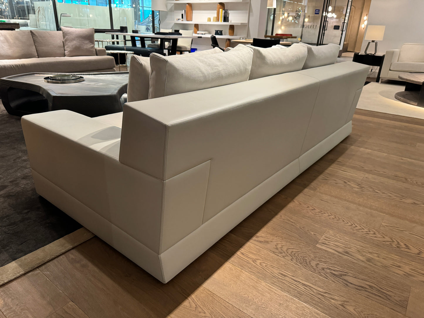 PACHA Sofa - F16-241-02-M-1
