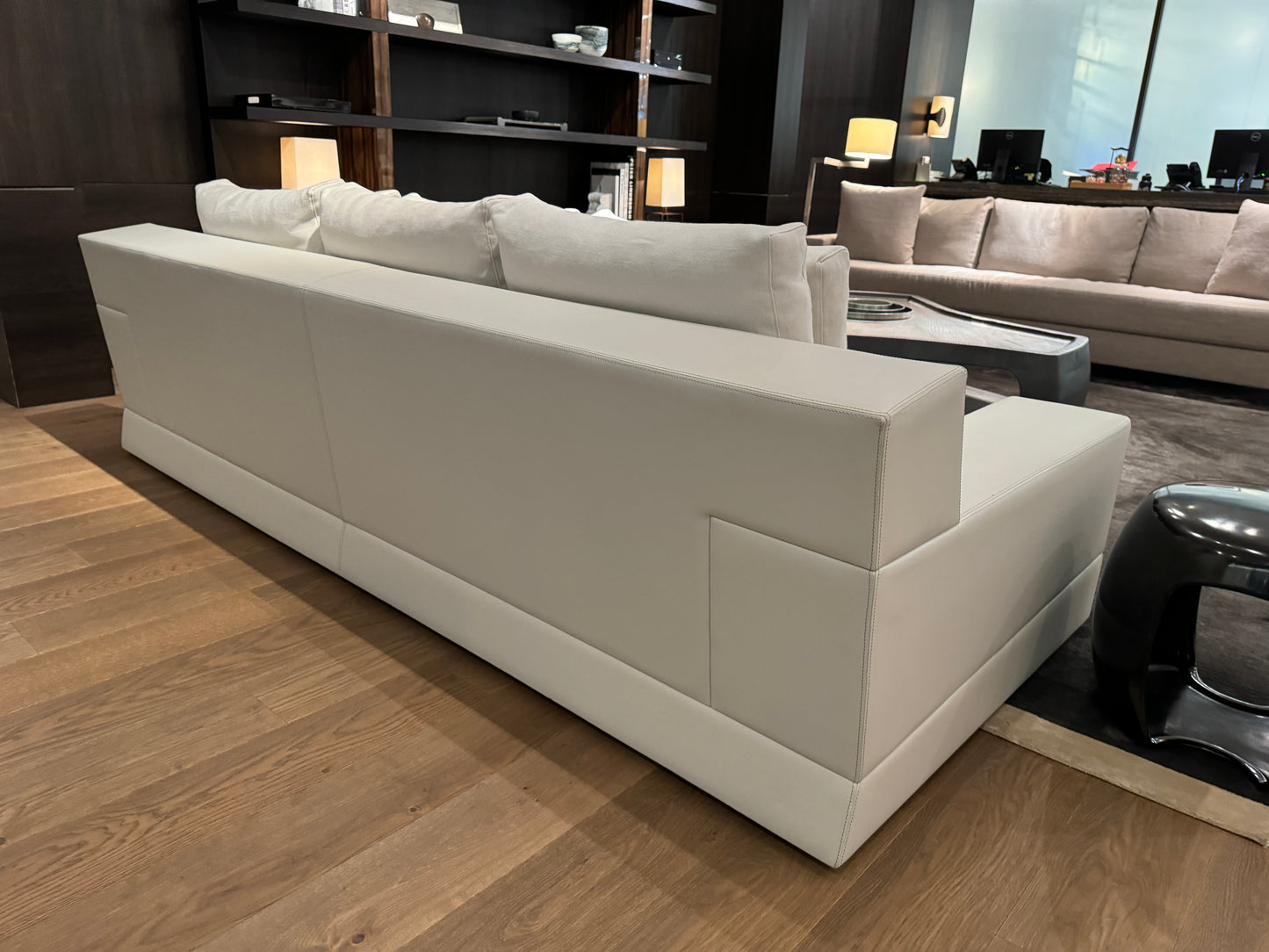 PACHA Sofa - F16-241-02-M-1