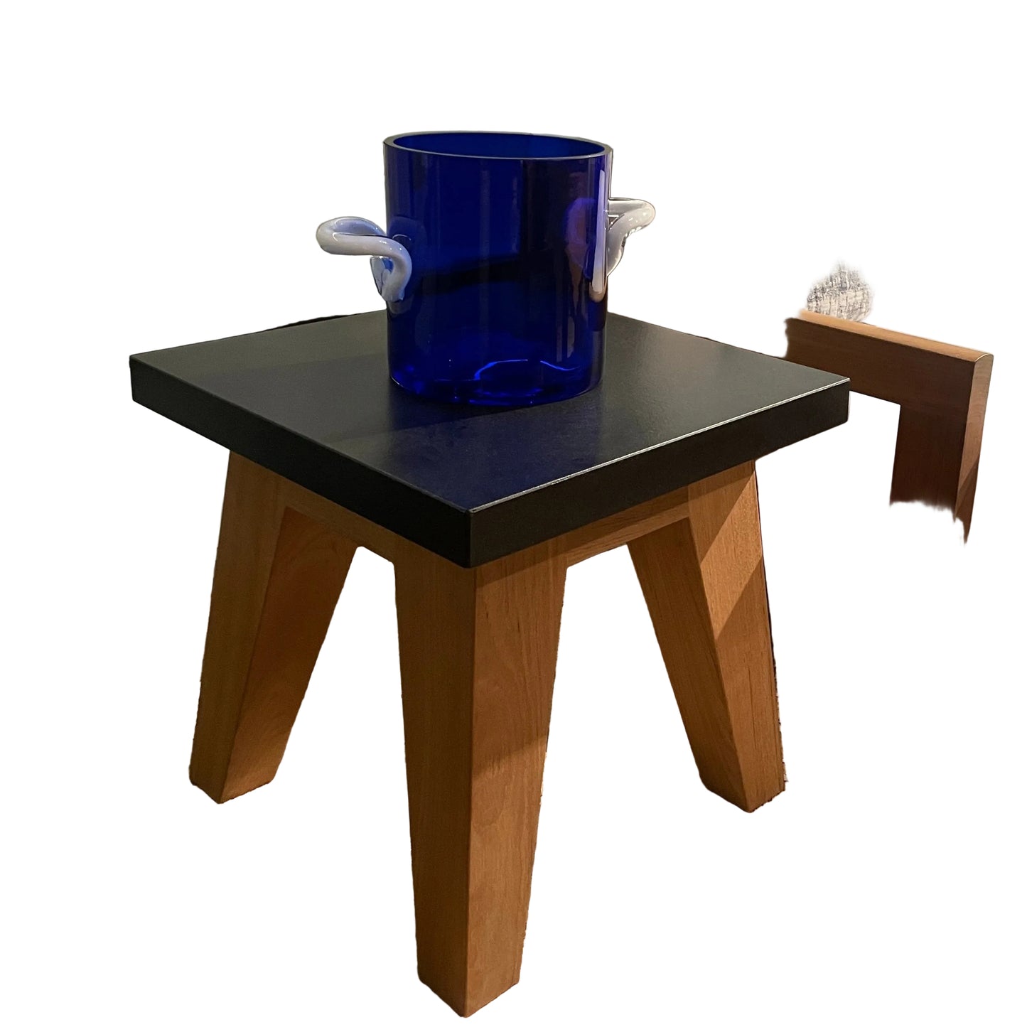 MISTI Side Table - O06-211-01-M-1