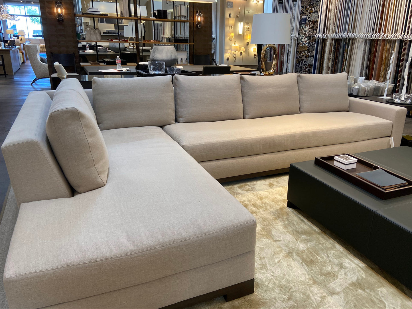 OCEAN Sectional - F16-227-03-M-3