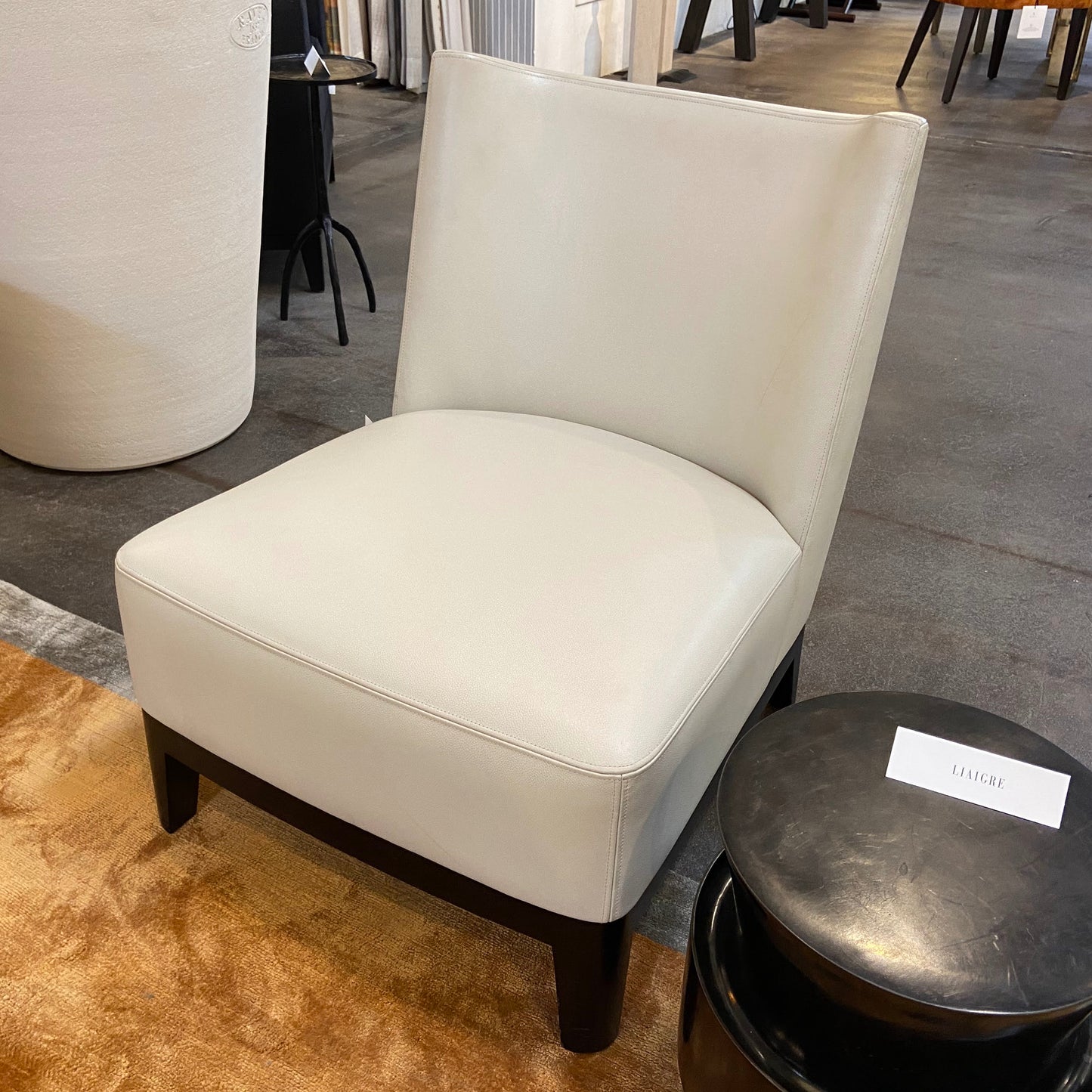 MANDARIN Lounge Chair - F04-193-01-M-7