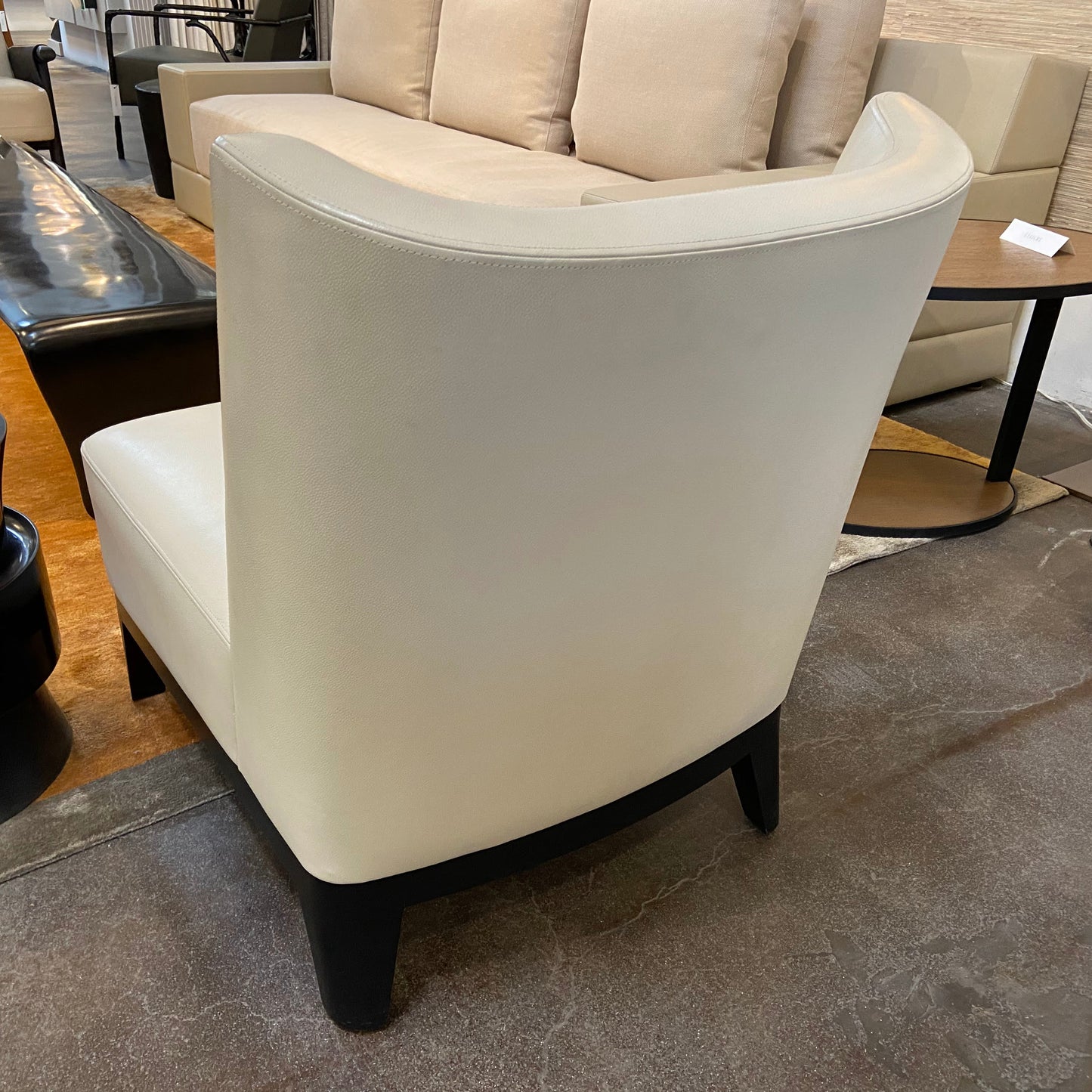 MANDARIN Lounge Chair - F04-193-01-M-7
