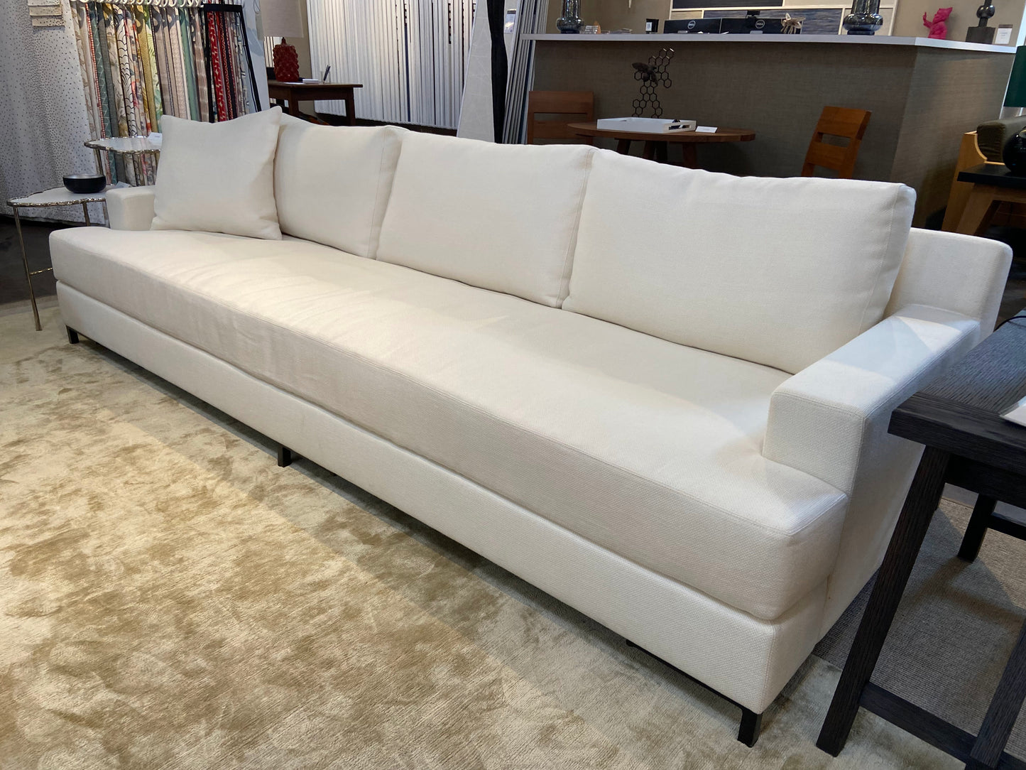 DON JUAN Sofa, CUSTOM - F16-109-02-M-6