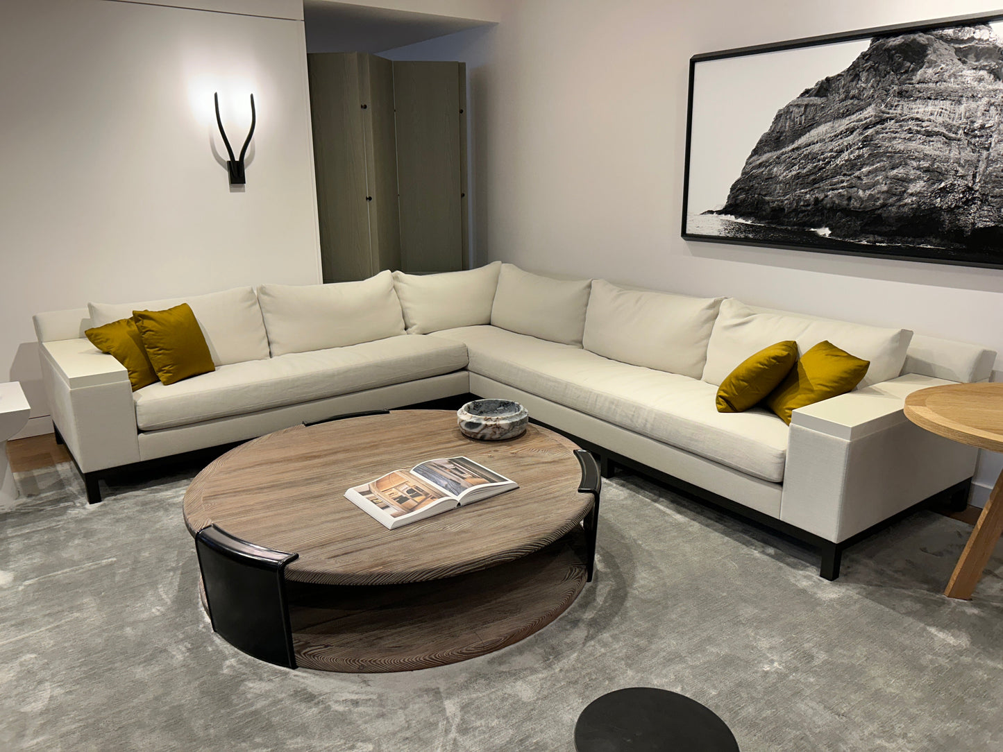 BELUGA Sectional - CUSTOM - F16-043-01-M-1