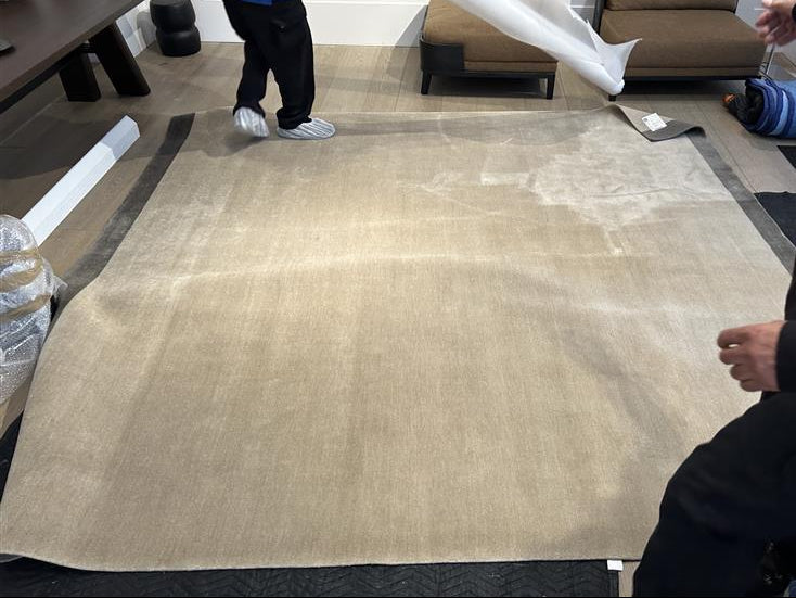 JAN KATH Rug, 50% Silk / 50% Wool - R35-330-01