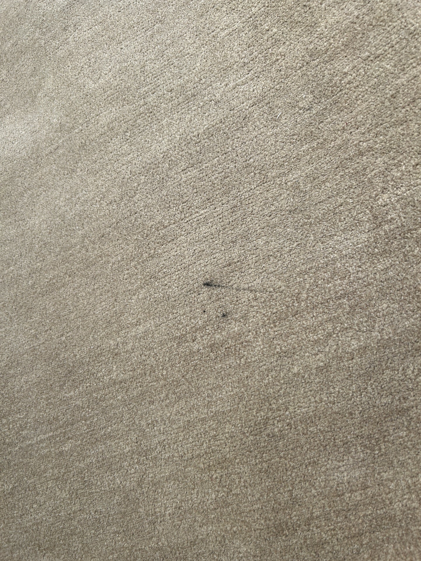 JAN KATH Rug, 50% Silk / 50% Wool - R35-330-01